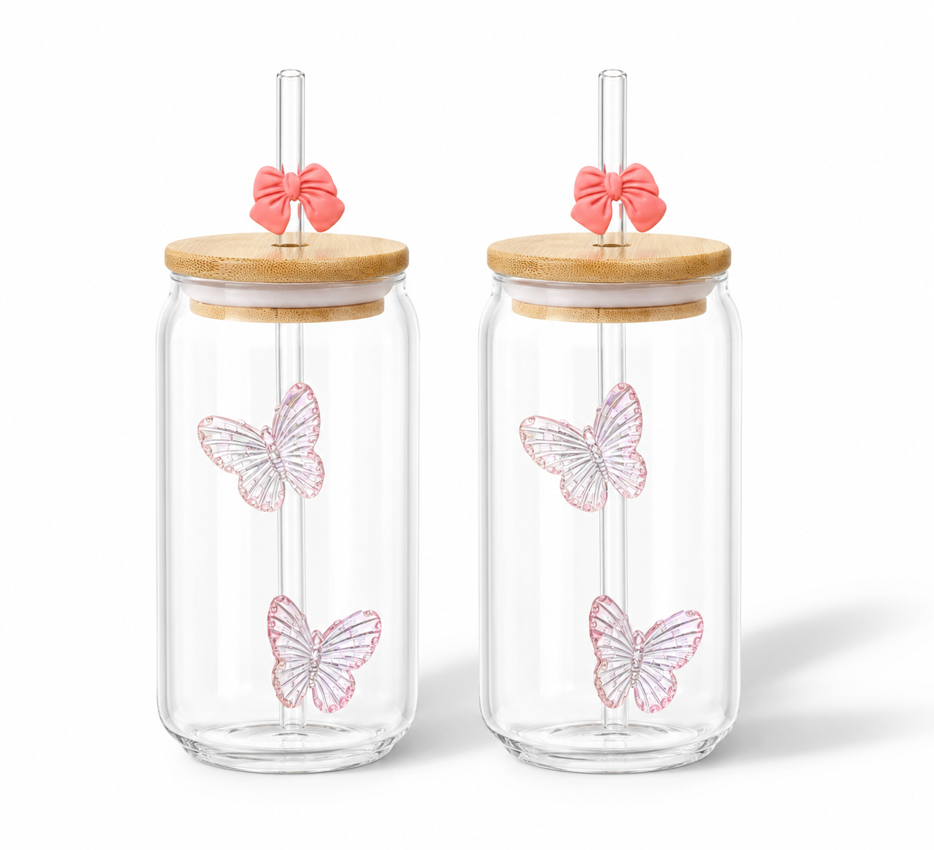 كوب زجاج بفراشات وردية مع غطاء خشب وشفاط – 114 جنيه Glass Tumbler with Pink Butterfly Design, Bamboo Lid & Straw – 114 LE (1) Glass Tumbler with Pink Butterfly Design Bamboo Lid Straw - Image 1